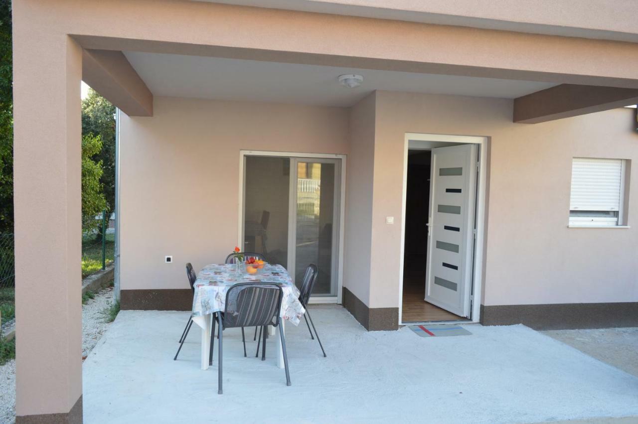 Fourm Apartment Bibinje Exterior photo